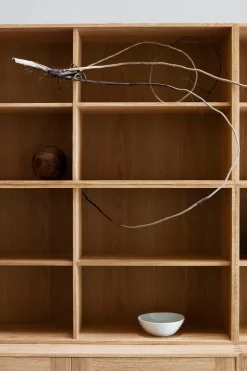 Carl Hansen & Søn Reoler<FK63 Reol med bakker, oprejst fra