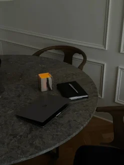 New Works Spiseborde<Florence Spisebord Ø145, gris du marais/beige grey fra