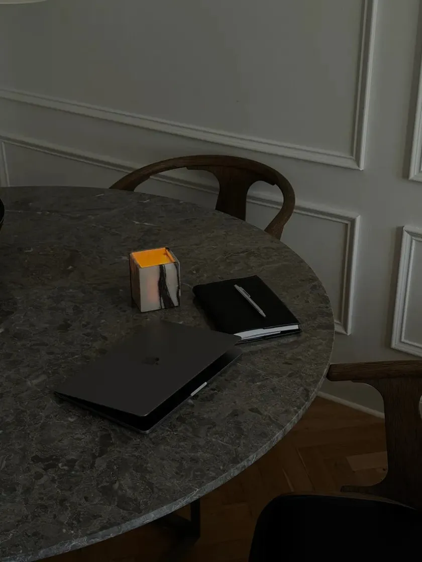 New Works Spiseborde<Florence Spisebord Ø145, gris du marais/beige grey fra