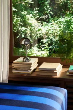 &Tradition Gaver Til Hende|Portable Lamper<Flowerpot Portable VP9 Bordlampe af Verner Panton