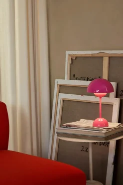 &Tradition Gaver Til Hende|Portable Lamper<Flowerpot Portable VP9 Bordlampe af Verner Panton