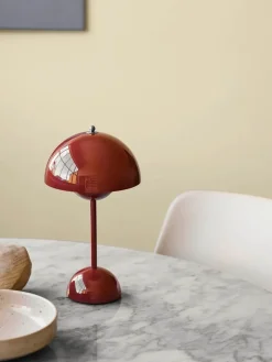 &Tradition Gaver Til Hende|Portable Lamper<Flowerpot Portable VP9 Bordlampe af Verner Panton