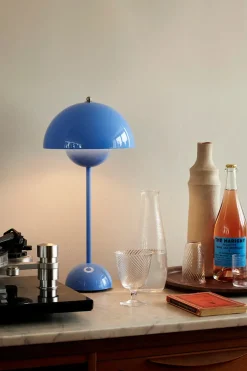 &Tradition Gaver Til Hende|Spots<Flowerpot VP3 bordlampe af Verner Panton