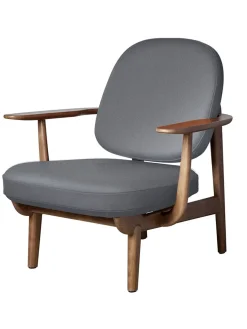 Fritz Hansen Loungestole|Lænestole<Fred Lænestol, valnødfarvet eg fra