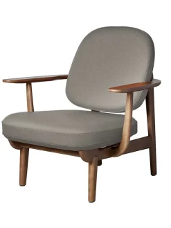 Fritz Hansen Loungestole|Lænestole<Fred Lænestol, valnødfarvet eg fra