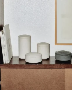 Louise Roe Service<Gallery Object Container 07, limestone fra