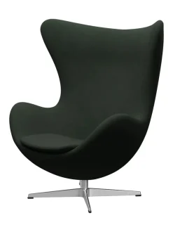 Fritz Hansen Lænestole<Ægget, sort læder/aluminium af Arne Jacobsen