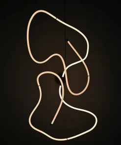 101 Copenhagen Spots|Lysekroner<Ghost Chandelier, Big, Burned Black fra