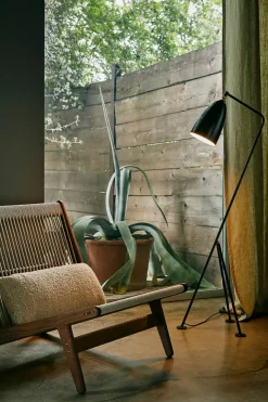 GUBI Gulvlamper|Spots<Gräshoppa gulvlampe fra