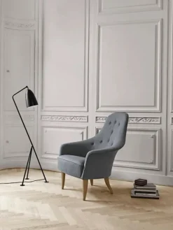 GUBI Gulvlamper|Spots<Gräshoppa gulvlampe fra