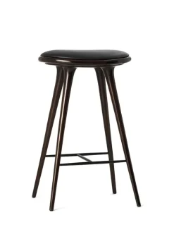 Mater Barstole<Høj barstol i mørkbejdset bøg fra