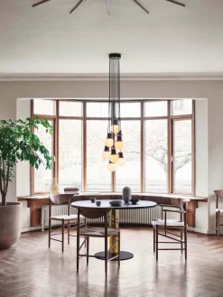 &Tradition Spisebordsstole<HM4 Drawn spisebordsstol af Hvidt & Mølgaard