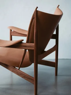 House of Finn Juhl Lænestole<Høvdingestol, eg olie af Finn Juhl