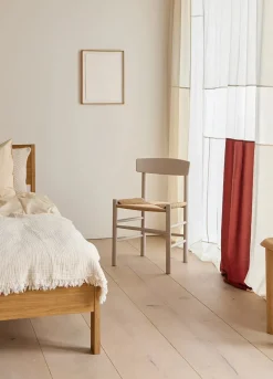 Fredericia Furniture Spisebordsstole<J39 Folkestolen, Khaki grøn af Børge Mogensen