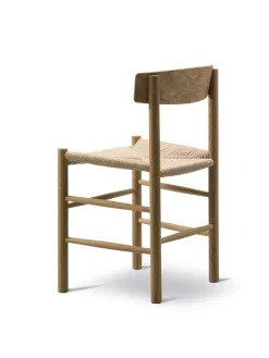 Fredericia Furniture Spisebordsstole<J39 Folkestolen, sæbebehandlet eg af Børge Mogensen