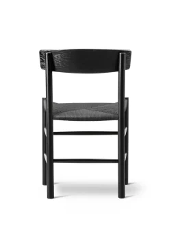 Fredericia Furniture Spisebordsstole<J39 Folkestolen, sæbebehandlet eg af Børge Mogensen