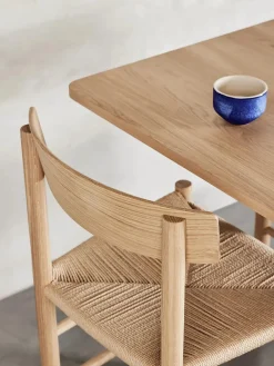 Fredericia Furniture Spisebordsstole<J39 Folkestolen, sæbebehandlet eg af Børge Mogensen