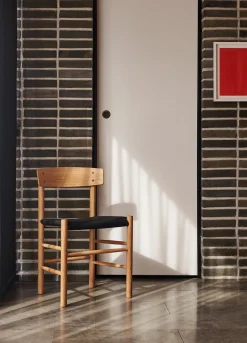 Fredericia Furniture Spisebordsstole<J39 Folkestolen Sædepolstret, Natur Canvas af Børge Mogensen