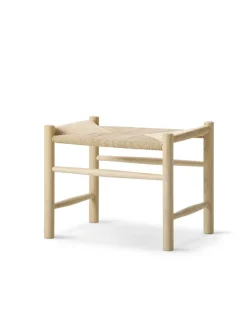 Fredericia Furniture Skamler<J16 Skammel af Hans J. Wegner