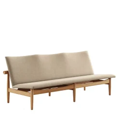 House of Finn Juhl Sofaer<Japan 3 pers. sofa, eg klar olie af Finn Juhl