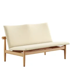 House of Finn Juhl Sofaer<Japan 2 pers. sofa, eg klar olie af Finn Juhl