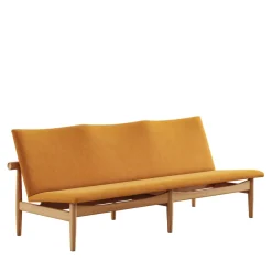 House of Finn Juhl Sofaer<Japan 3 pers. sofa, eg olie af Finn Juhl