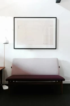 House of Finn Juhl Sofaer<Japan 2 pers. sofa, valnød af Finn Juhl