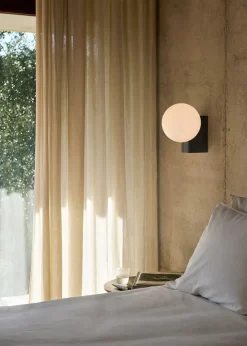 &Tradition Spots<Journey lampe fra