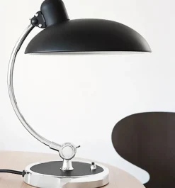Fritz Hansen Skrivebordslamper|Spots<Kaiser Idell Bordlampe fra
