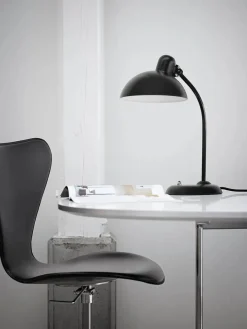 Fritz Hansen Skrivebordslamper|Spots<Kaiser Idell Bordlampe, kipbar fra
