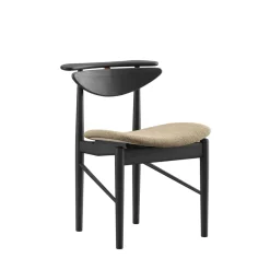 House of Finn Juhl Spisebordsstole<Karmstolen, eg olie af Finn Juhl