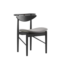 House of Finn Juhl Spisebordsstole<Karmstolen, eg olie af Finn Juhl