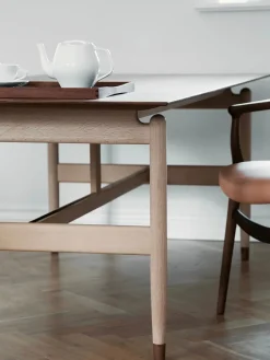 House of Finn Juhl Spiseborde<Kaufmann Bord af Finn Juhl