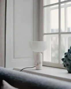 New Works Spots<Kizu Bordlampe Small, White Marble fra