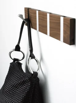 LoCa Knagerækker|Entrémøbler<KNAX knagerække med seks knager fra