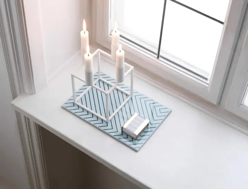 Audo Copenhagen Adventsstager|Lysestager<Kubus 4 Lysestage, hvid fra