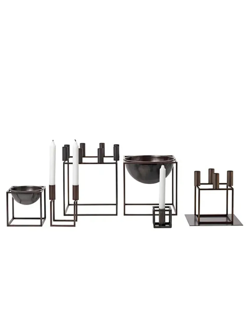 Audo Copenhagen Adventsstager|Lysestager<Kubus 4 Lysestage, sort fra