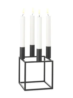 Audo Copenhagen Adventsstager|Lysestager<Kubus 4 Lysestage, zink fra