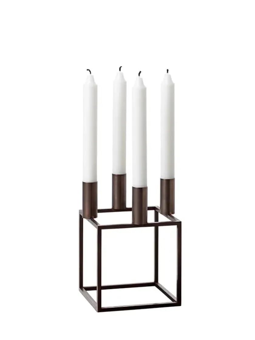Audo Copenhagen Adventsstager|Lysestager<Kubus 4 Lysestage, zink fra