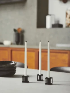 Audo Copenhagen Lysestager<Kubus Micro lysestager, guldbelagt fra