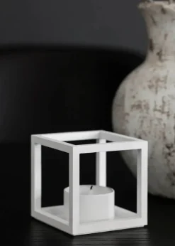 Audo Copenhagen Lysestager<Kubus T Lysestage, guldbelagt fra