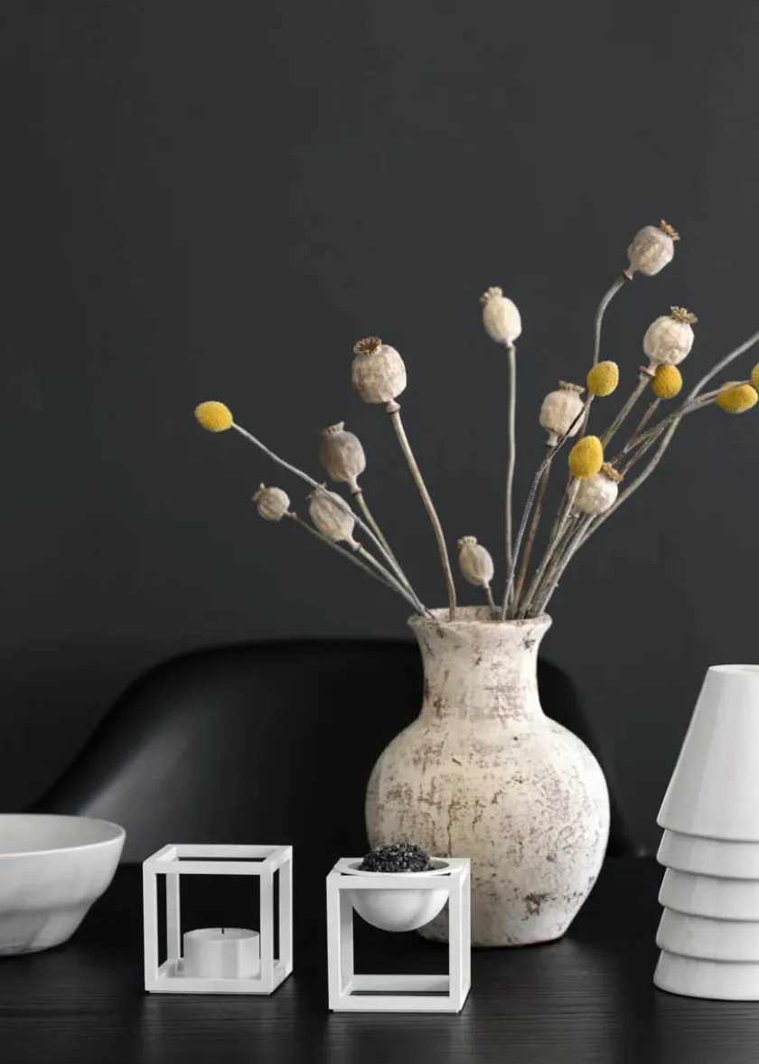 Audo Copenhagen Lysestager<Kubus T Lysestage, sort fra