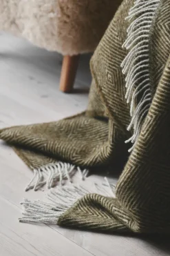 Silkeborg Uldspinderi Gaver Til Ham|Gaver Til Hende<Livø Plaid, seaweed fra