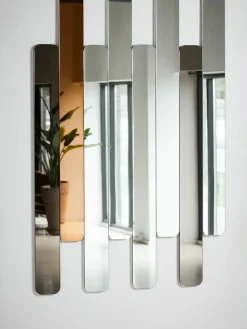 Woud Spejle<Logs Mirror, 5 mirrors fra