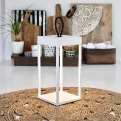 Loom Design Lanterner<Lucerna lanterne med LED fra