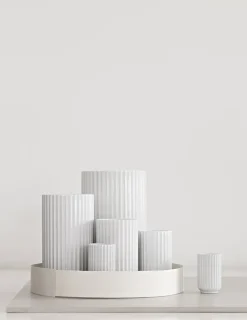 Lyngby Porcelæn Vaser<Lyngbyvasen i hvid fra