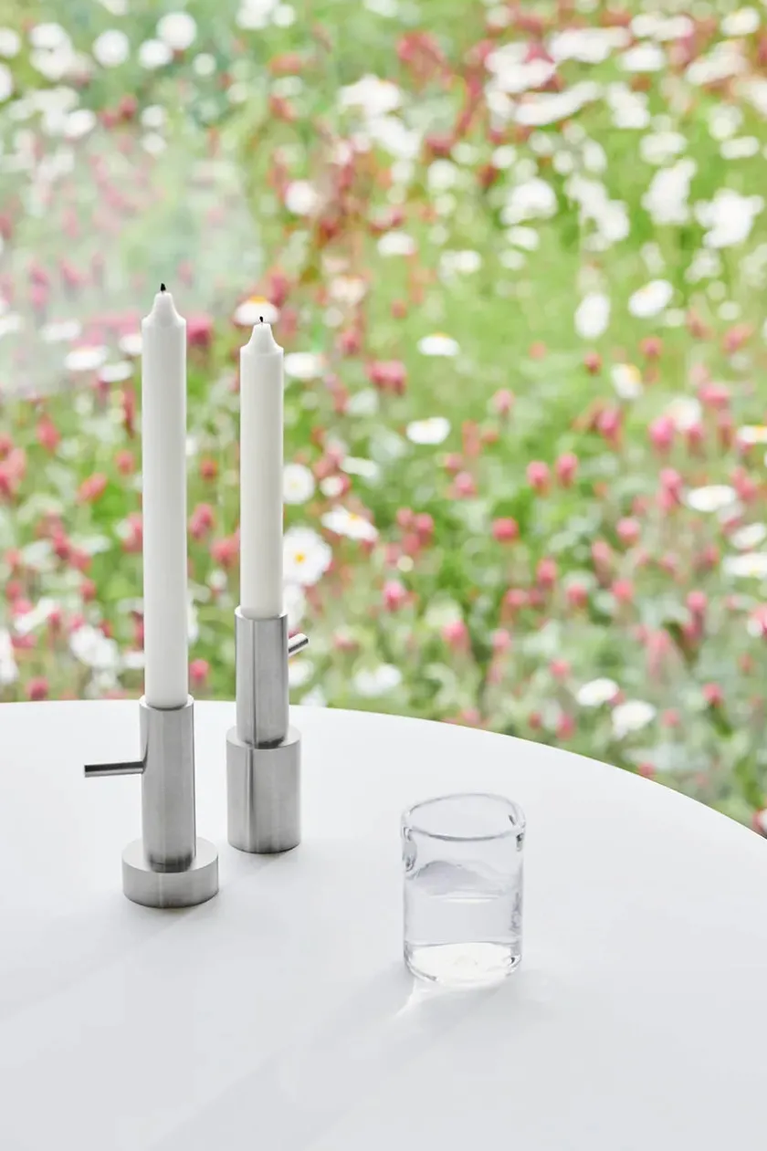 Fritz Hansen Lysestager<Lysestage #1 stål af Jaime Hayon