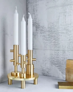 Fritz Hansen Lysestager<Lysestage large messing af Jaime Hayon