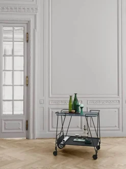 GUBI Rulleborde/Barvogn|Sideborde Og Små Borde<Matégot Trolley fra