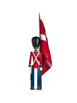 Kay Bojesen Gaver Til Ham|Figurer<Mellem Fanebærer af